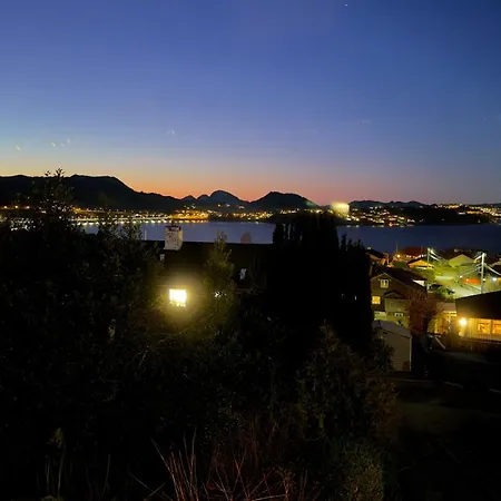 Single-family With Panorama View To The Fjord فيلة *