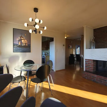 Single-family With Panorama View To The Fjord 빌라